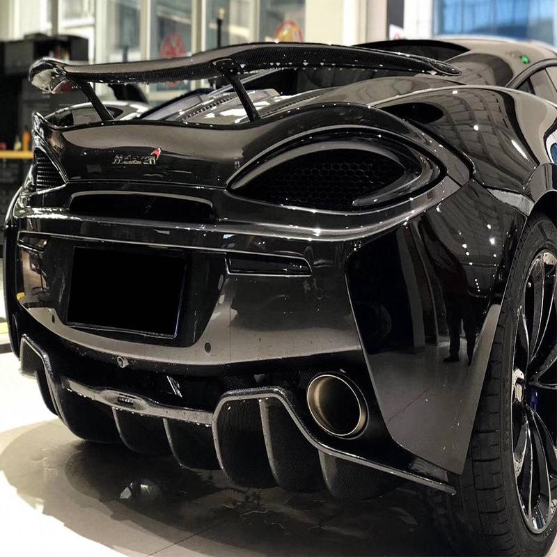 Carbonado 2015-2020 McLaren 540C 570S 570GT OEM Style Carbon Fiber Rear Diffuser